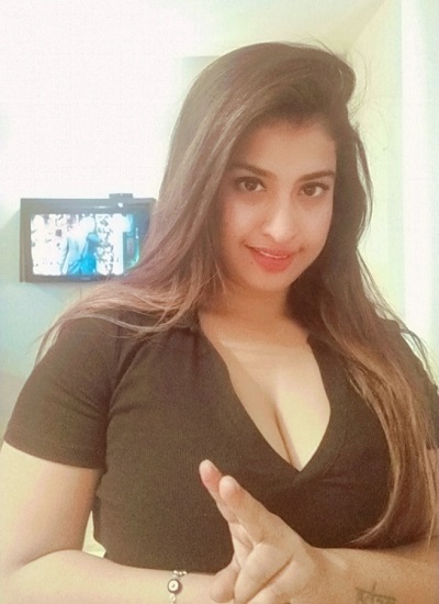 Par Excellence Russian Call Girl in Una For Sex